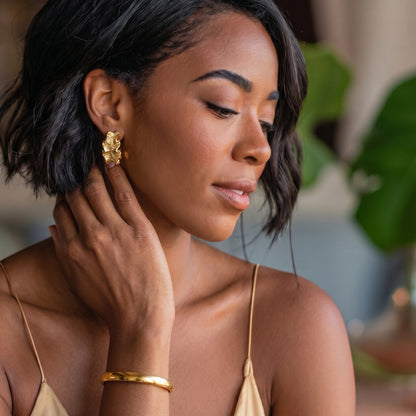 Bold Hinge Bangle